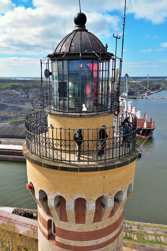 Latarnia Morska Świnoujście. Apartamenty Na Wyspie