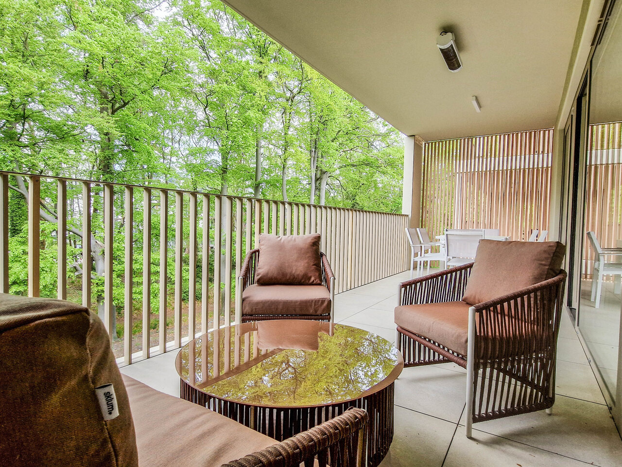 Taras z widokiem na zieleń Greeneri